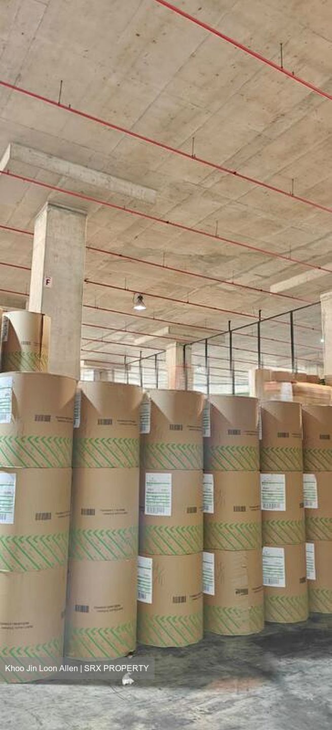 Gul Way (D22), Warehouse #503853881